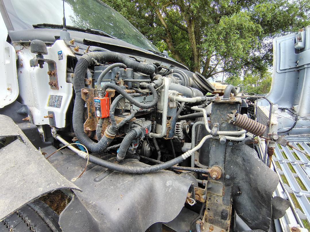 2007 GMC C5500 - Image 16